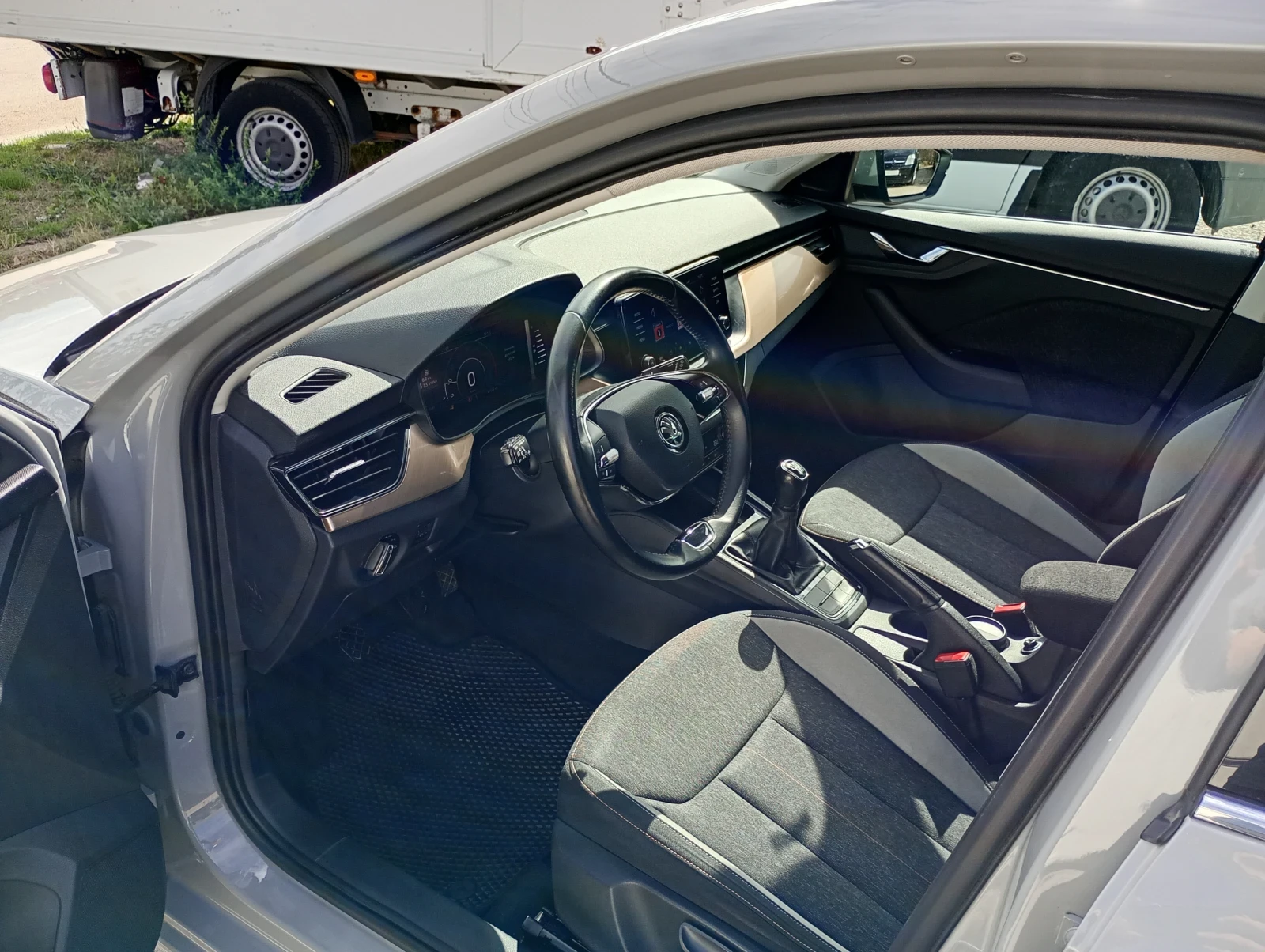 Skoda Scala 1.5TSI 150��. | Mobile.bg � ����������� 9