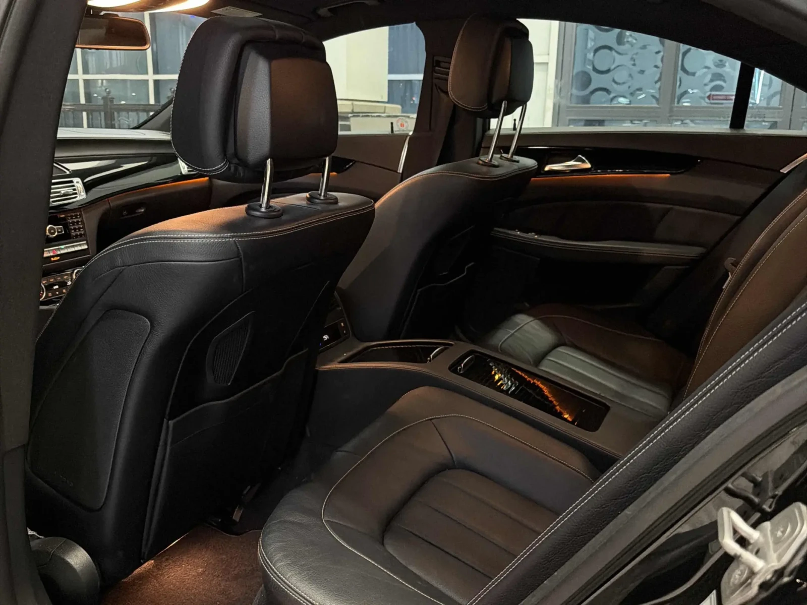 Mercedes-Benz CLS 550 CARFAX | Mobile.bg � ����������� 11