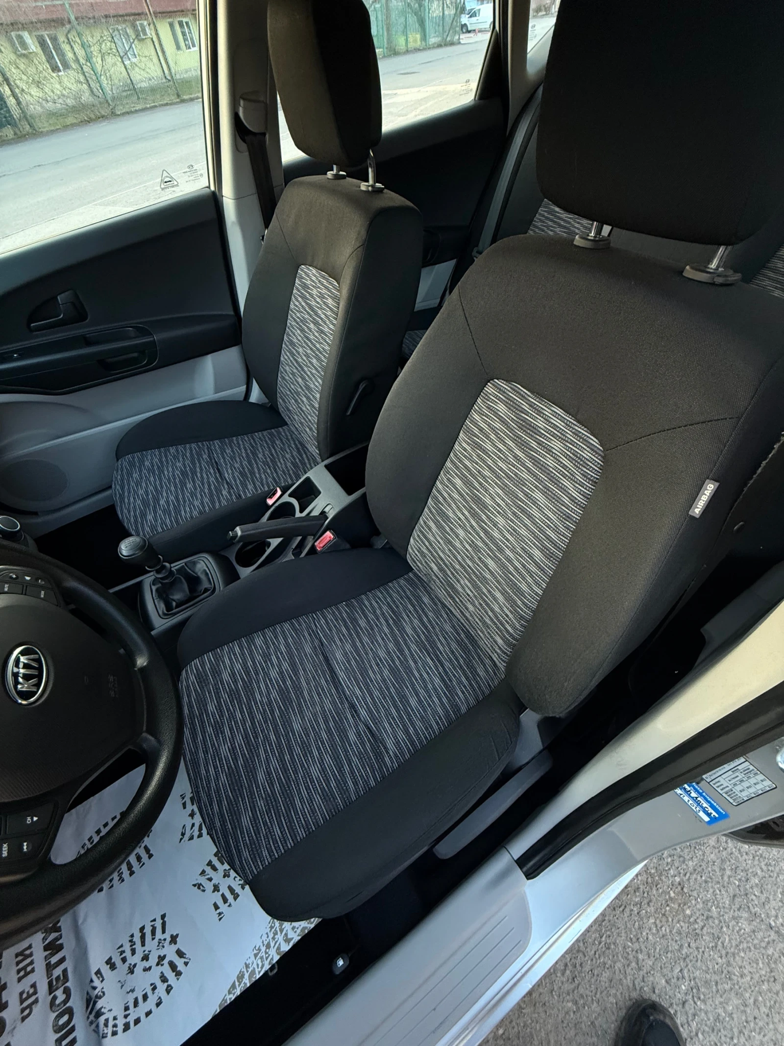 Kia Ceed 1.4 BENZIN , снимка 7 - Автомобили и джипове - 53785989