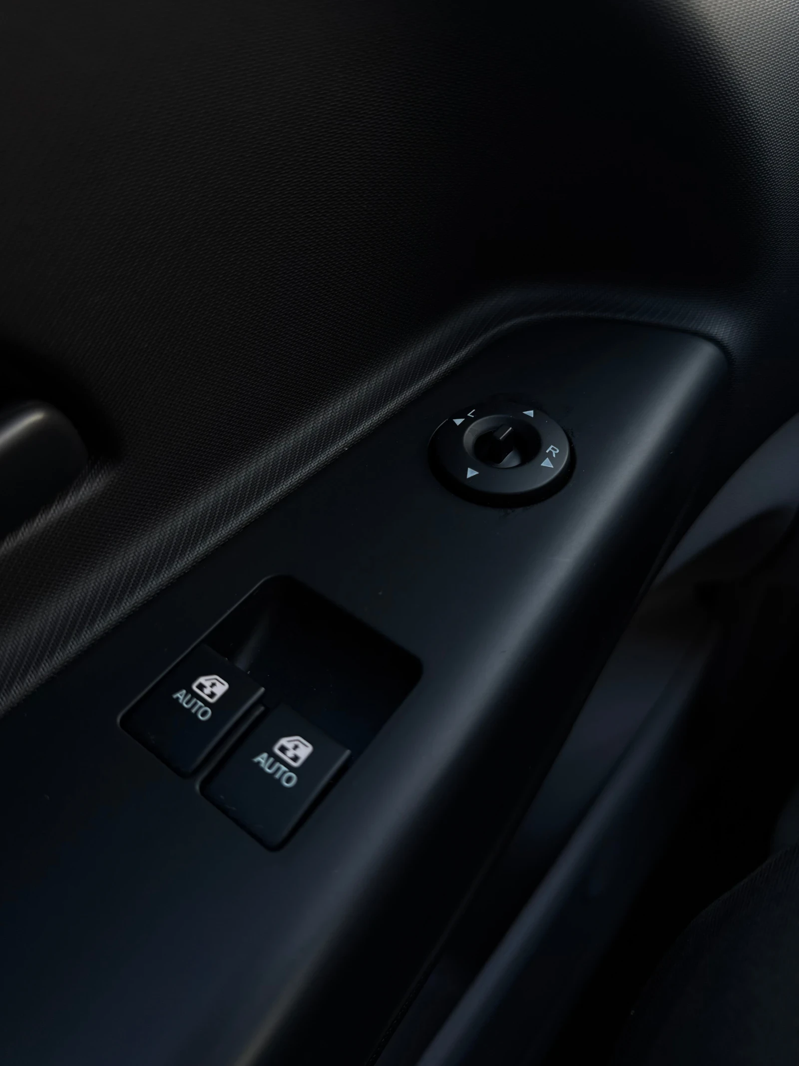 Kia Ceed 1.4 BENZIN , снимка 12 - Автомобили и джипове - 53785989