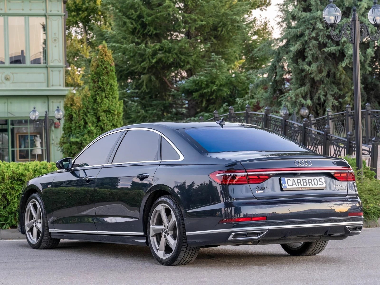 Audi A8 50 TDI LONG S-Line Лазер Вакуум Head-Up, снимка 5 - Автомобили и джипове - 53848065