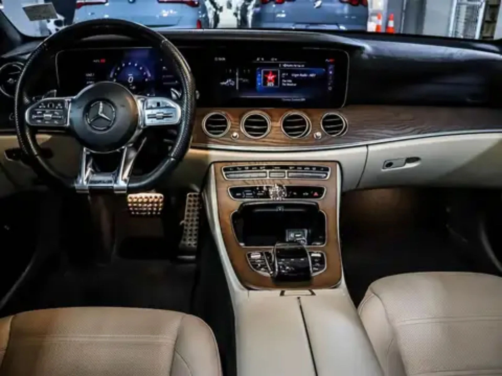 Mercedes-Benz E 53 AMG 2019/68000KM/Burnmaster/Pano/360/Carfax, снимка 7 - Автомобили и джипове - 53894909