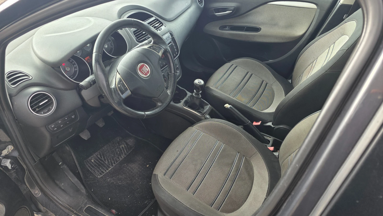 Fiat Punto 1.2i evo, снимка 4 - Автомобили и джипове - 54083749