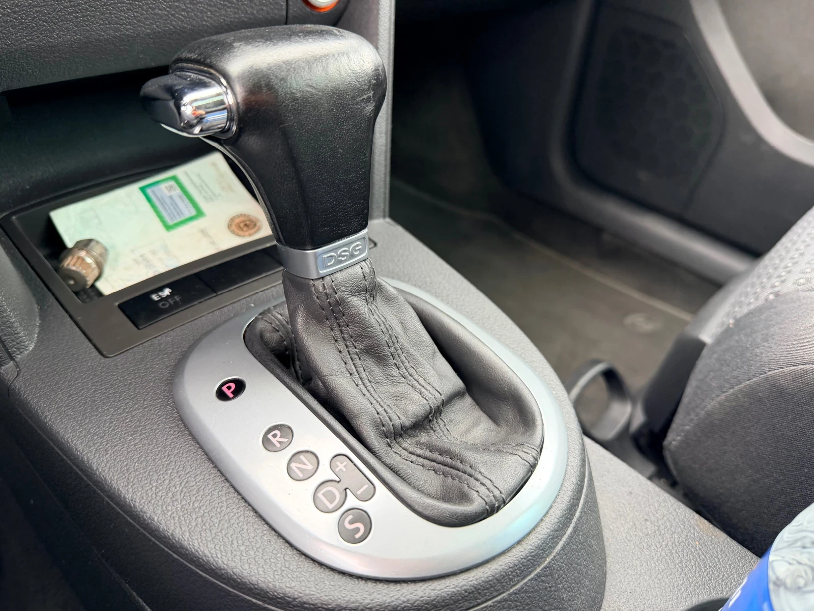 VW Touran, снимка 15 - Автомобили и джипове - 54090722