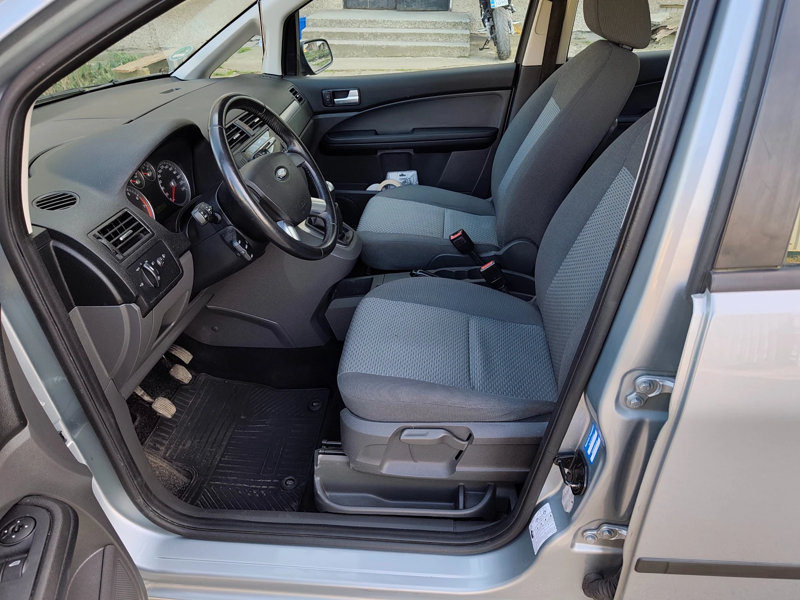 Ford C-max 1.8I, снимка 10 - Автомобили и джипове - 54212782