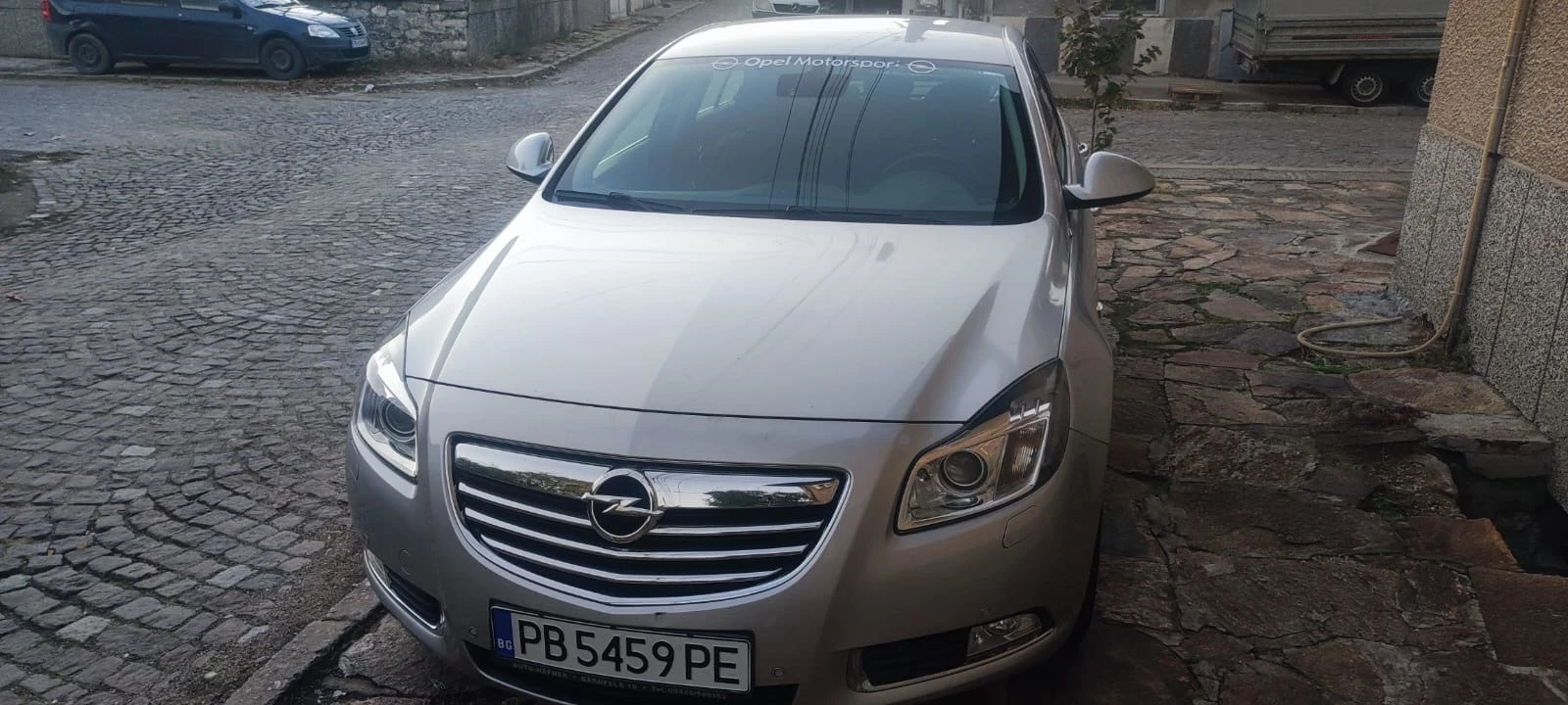 Opel Insignia, снимка 2 - Автомобили и джипове - 54213905