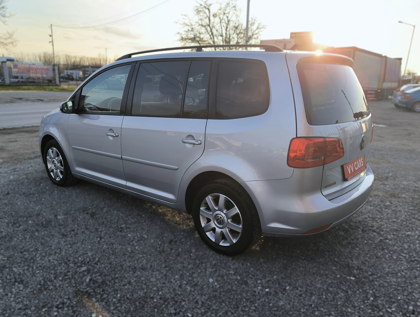 VW Touran 2.0tdi 6+ 1 COMMONRAIL EURO5 | Mobile.bg � ����������� 6