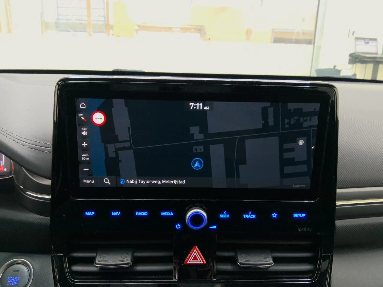 Hyundai Ioniq Premium, снимка 8 - Автомобили и джипове - 54341547