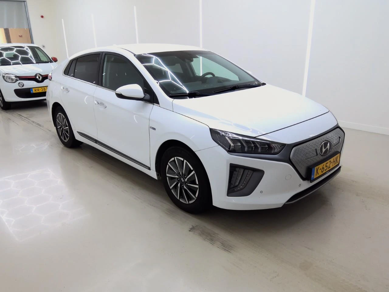 Hyundai Ioniq Premium