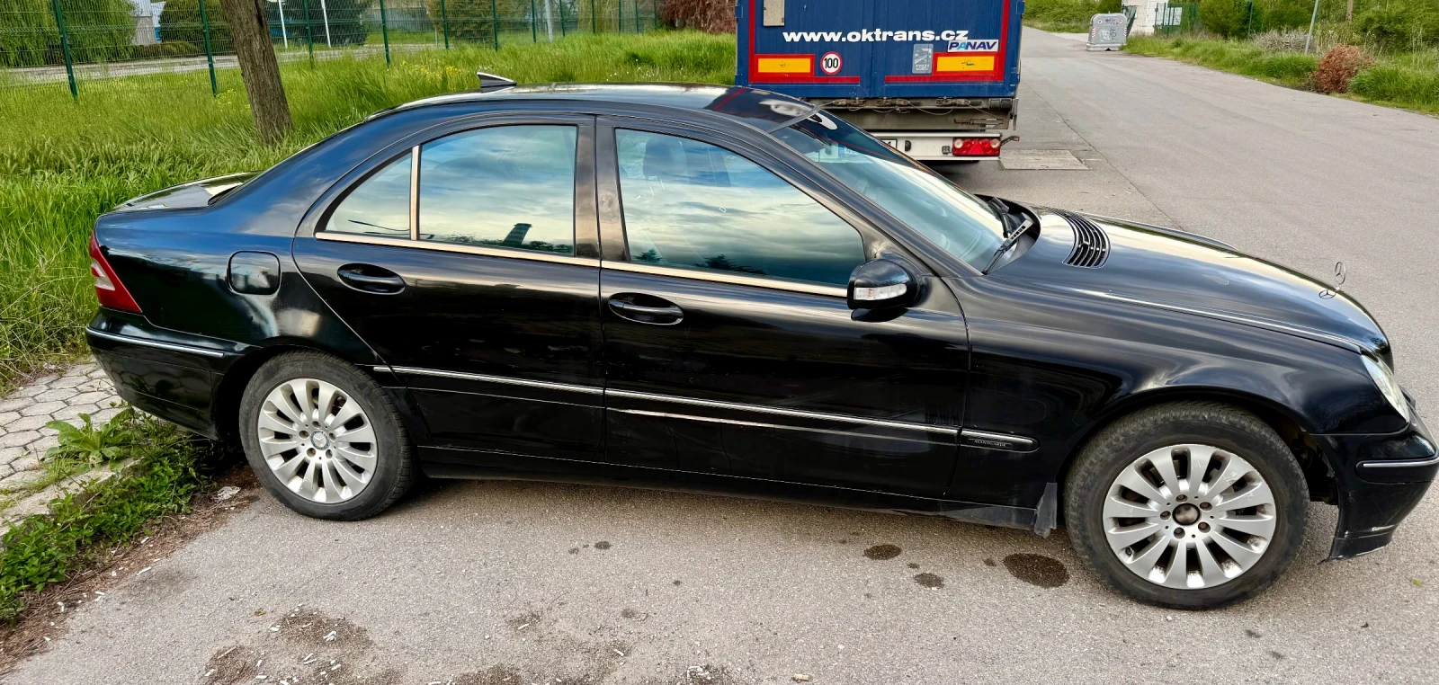 Mercedes-Benz C 220, снимка 11 - Автомобили и джипове - 54402478