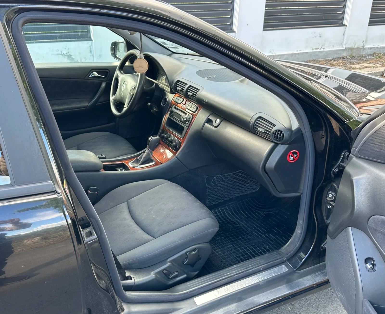 Mercedes-Benz C 200 C200 Kompressor, снимка 11 - Автомобили и джипове - 54586807