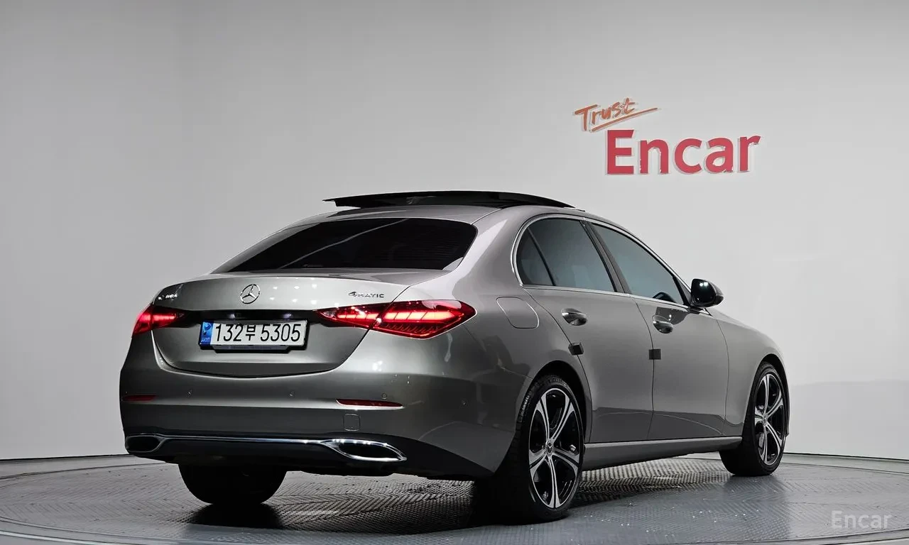 Mercedes-Benz C 300 2023* AVANGARDE* 360* DISTRONIK* , снимка 3 - Автомобили и джипове - 54748880
