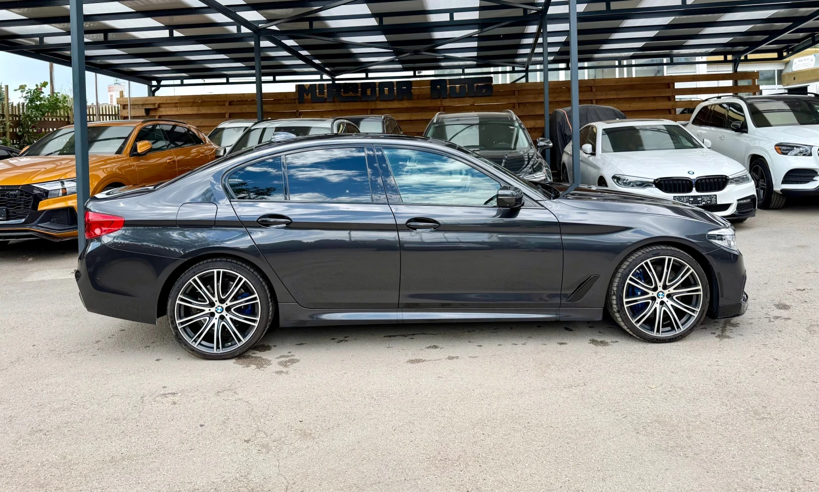 BMW 540 M-pack xDrive, снимка 4 - Автомобили и джипове - 54769842