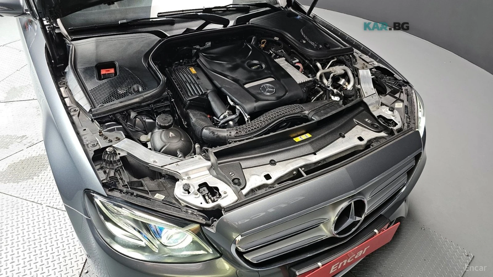 Mercedes-Benz E 300 AMG-LINE* 4MATIC* HEAD-UP* BURMESTER* SUNROOF* , снимка 16 - Автомобили и джипове - 54802355