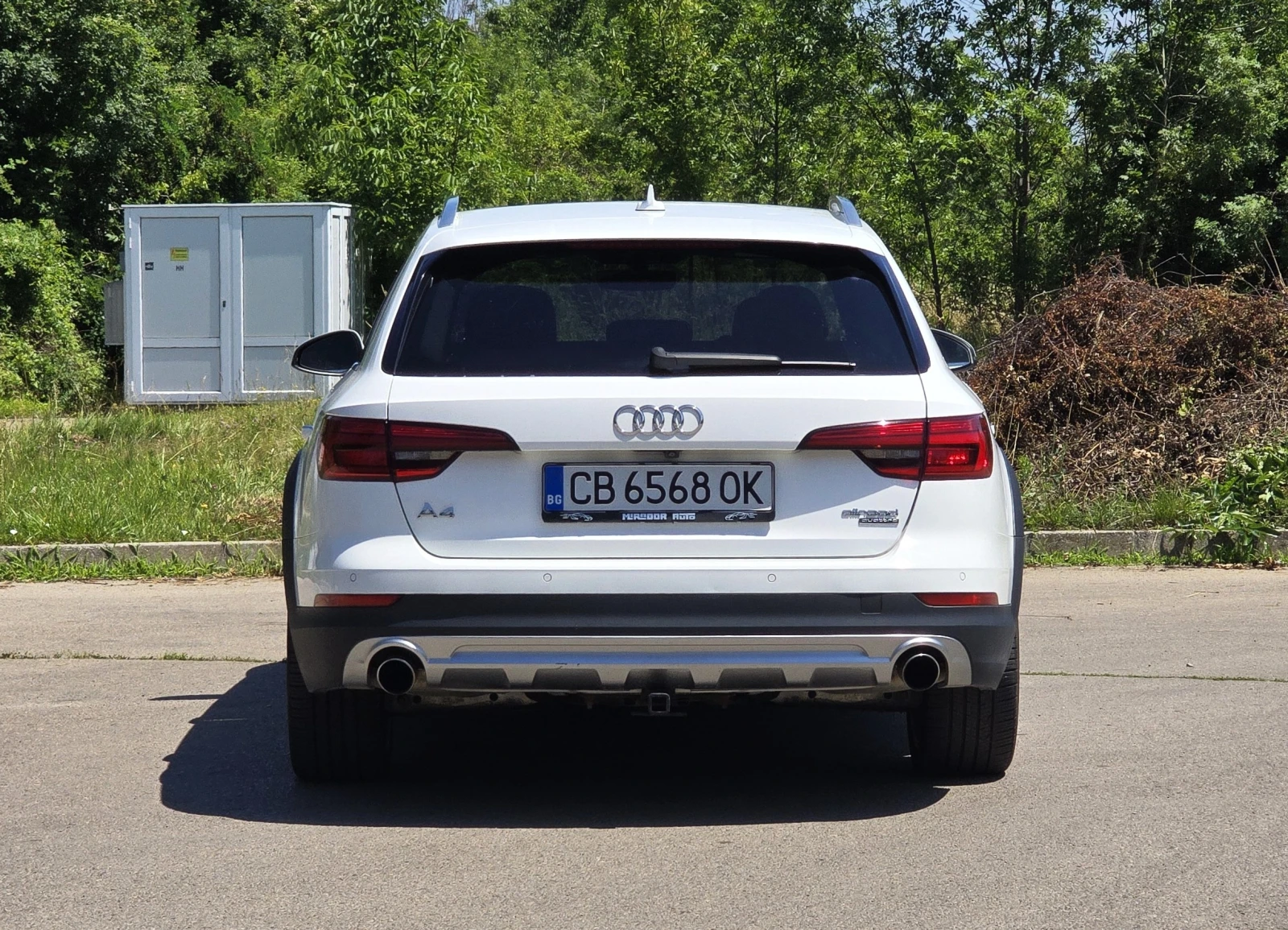 Audi A4 Allroad 2.0 TFSI / B&O / VIRTUAL COCKPIT / PANO / , снимка 5 - Автомобили и джипове - 55523829
