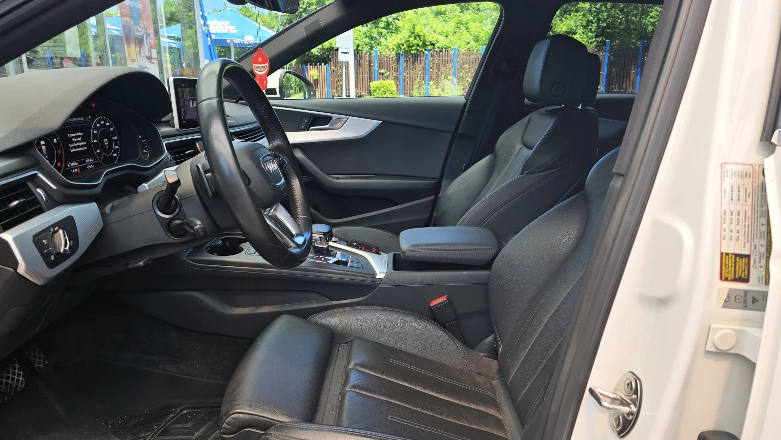Audi A4 Allroad 2.0 TFSI / B&O / VIRTUAL COCKPIT / PANO / , снимка 9 - Автомобили и джипове - 55078908