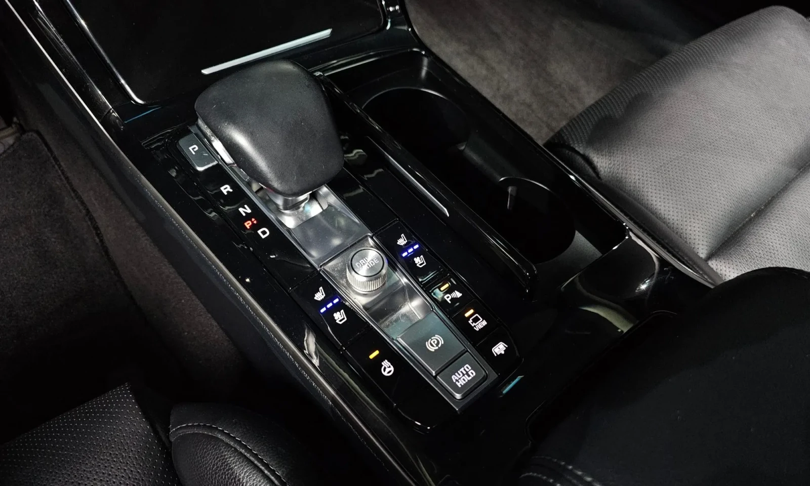 Kia K7 NOBLESSE FULL | ГАЗ| 360| DISTO| ОБУХ| MIRROR CAM, снимка 8 - Автомобили и джипове - 55196875