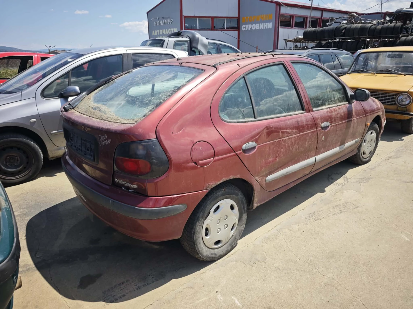 Renault Megane 1.6, снимка 4 - Автомобили и джипове - 55362825