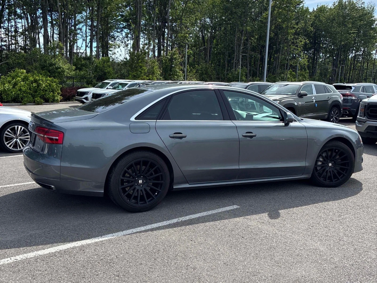 Audi A8 DISTRONIC* ОБДУХ* 360* МАСАЖ* 4.0T, снимка 3 - Автомобили и джипове - 55441564