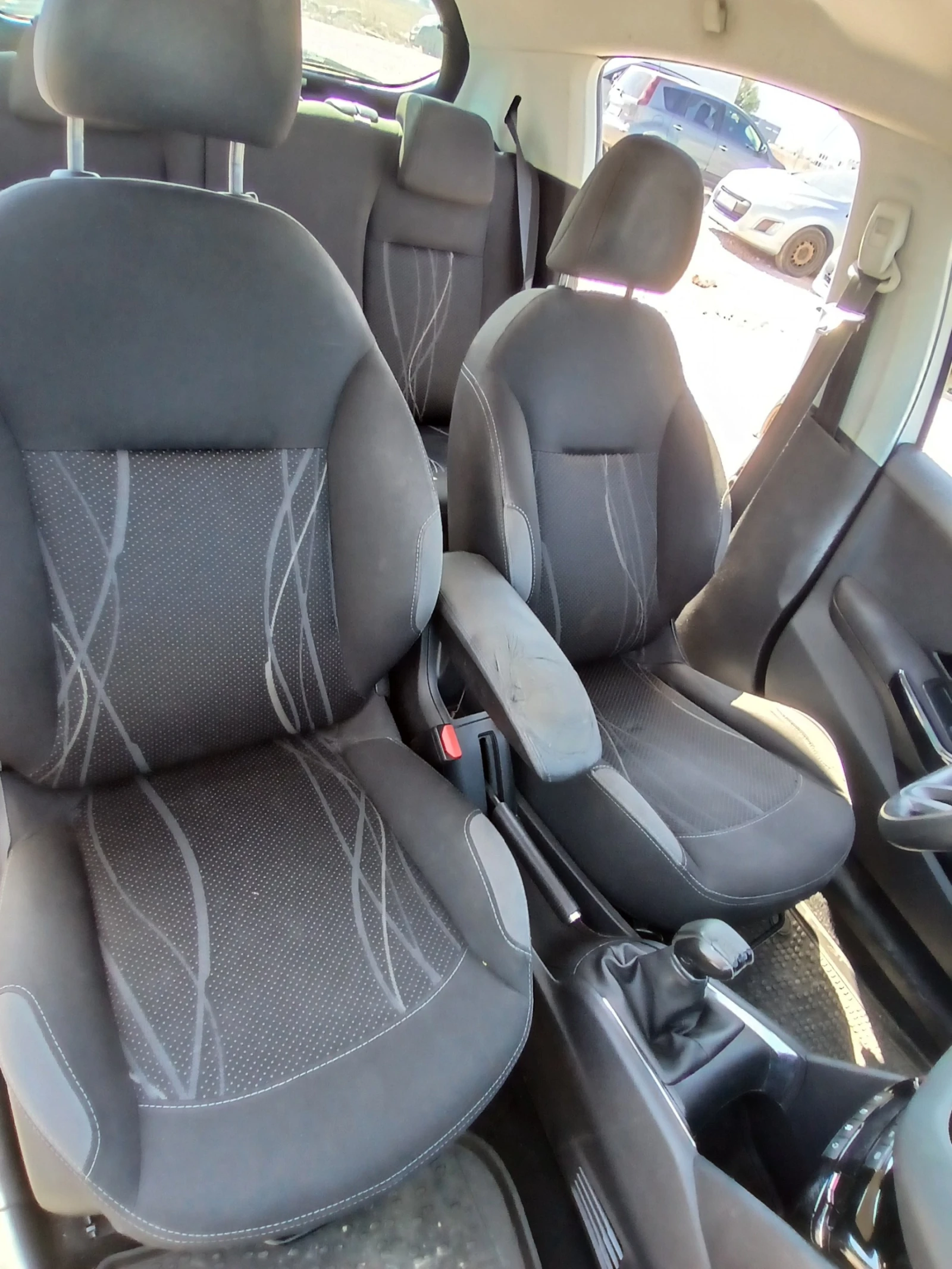 Peugeot 208 N1, снимка 11 - Автомобили и джипове - 56128697