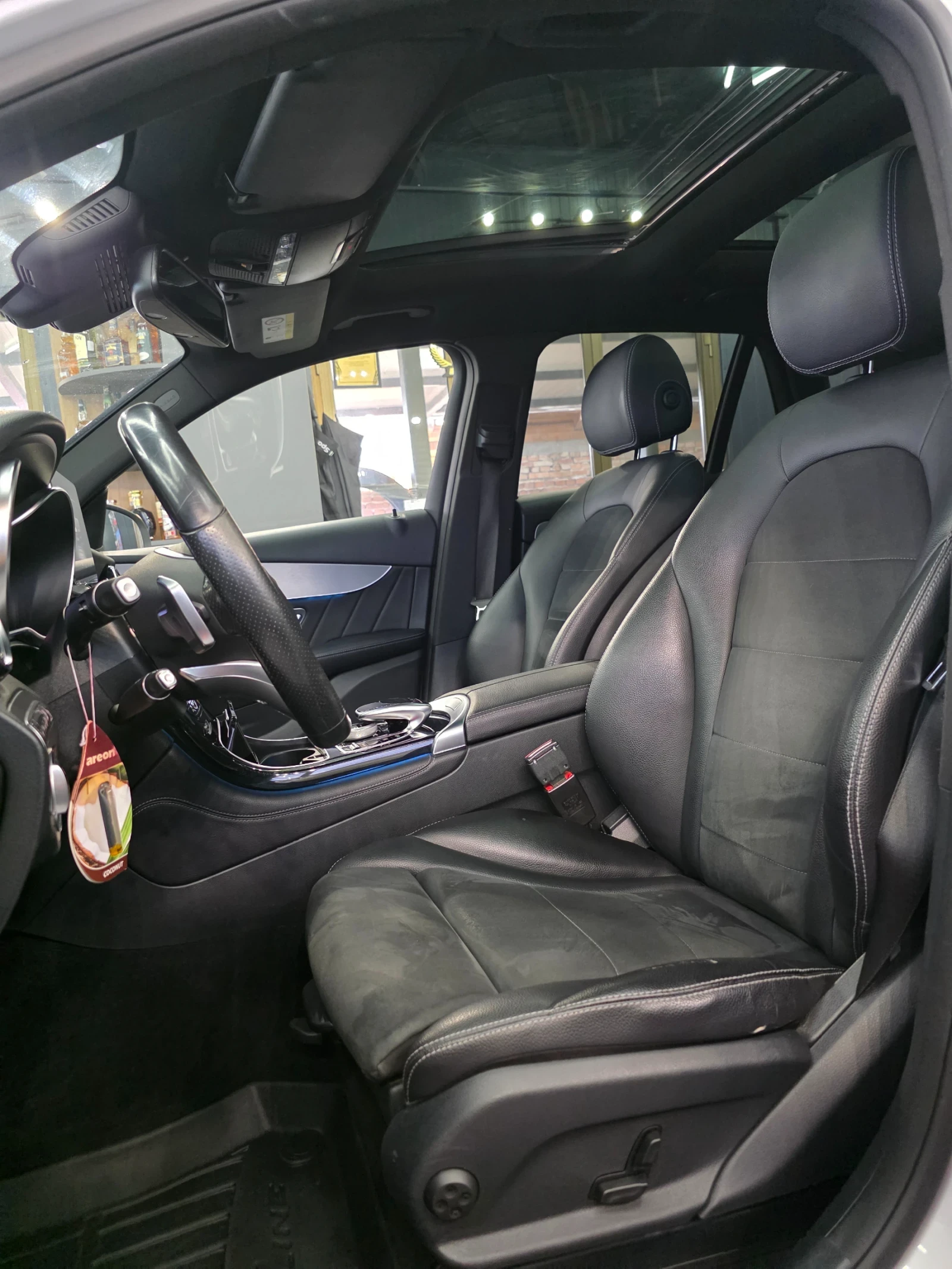Mercedes-Benz CLC 250 AMG PANO 360 BURMESTER, снимка 13 - Автомобили и джипове - 56168296