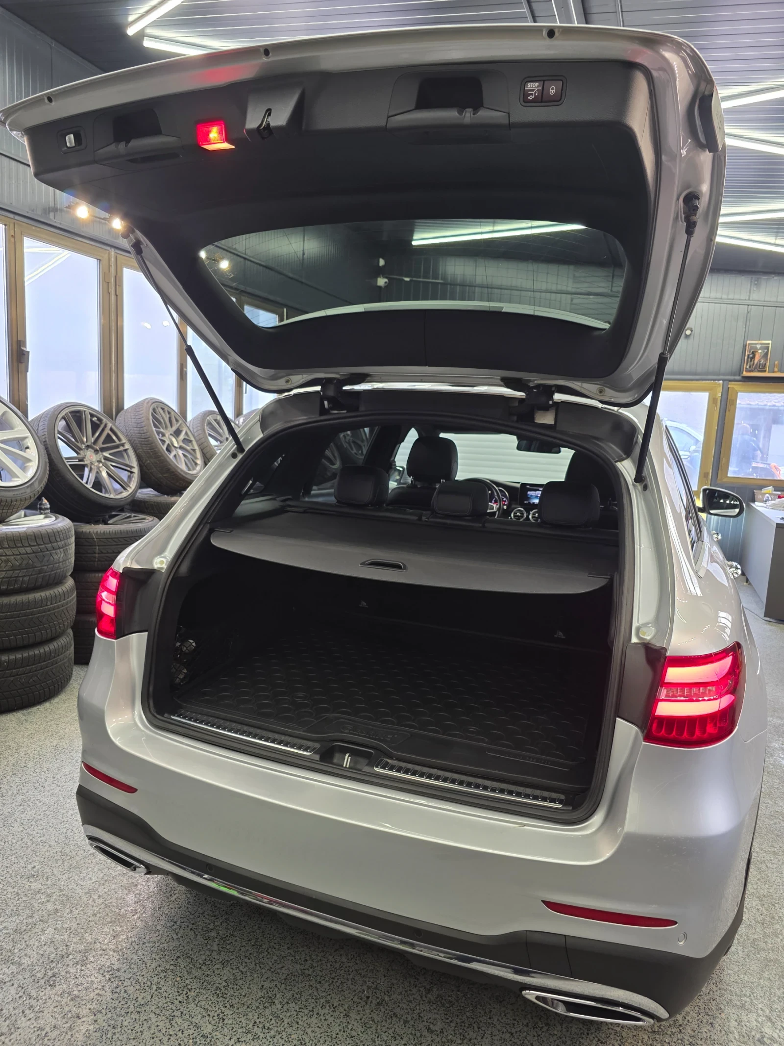 Mercedes-Benz CLC 250 AMG PANO 360 BURMESTER, снимка 9 - Автомобили и джипове - 56168296