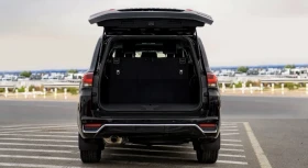 Toyota Land cruiser 300 GXR | 15km | ЧИСТО НОВА, снимка 11