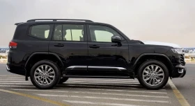 Toyota Land cruiser 300 GXR | 15km | ЧИСТО НОВА, снимка 7
