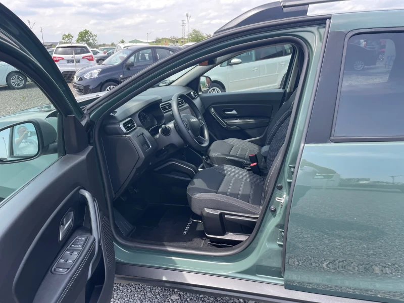Dacia Duster 1.0 ГАЗ PRESTIGE, снимка 7 - Автомобили и джипове - 52116524