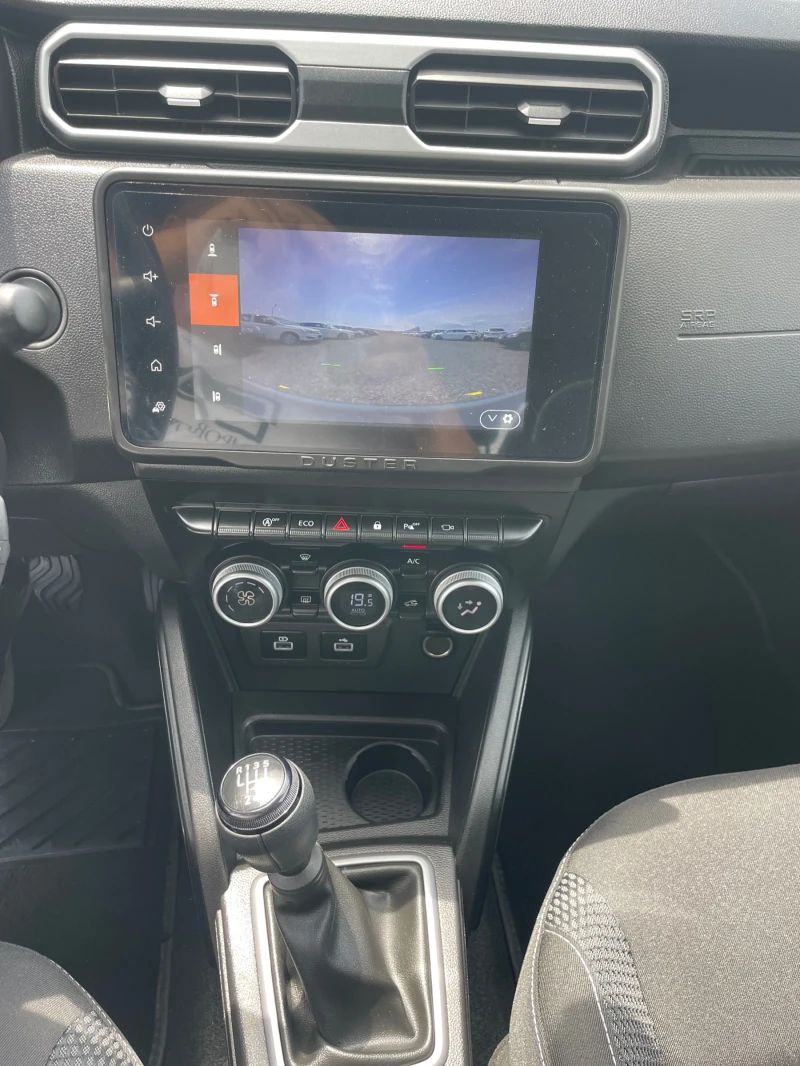 Dacia Duster 1.0 ГАЗ PRESTIGE, снимка 13 - Автомобили и джипове - 52116524