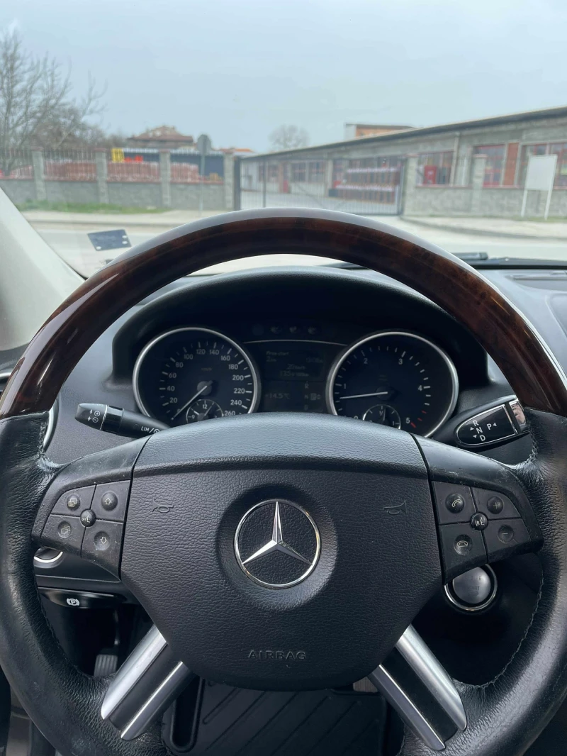 Mercedes-Benz ML 320 ML320CDI, снимка 10 - Автомобили и джипове - 52381797