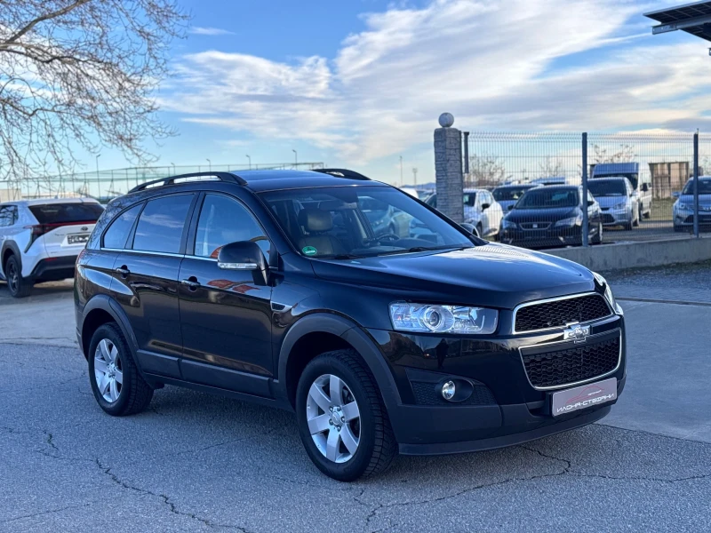 Chevrolet Captiva 2.4i 167кс 6+ 1 * FACE* НАВИ* Камера* ПЕРФЕКТЕН* , снимка 7 - Автомобили и джипове - 53045951
