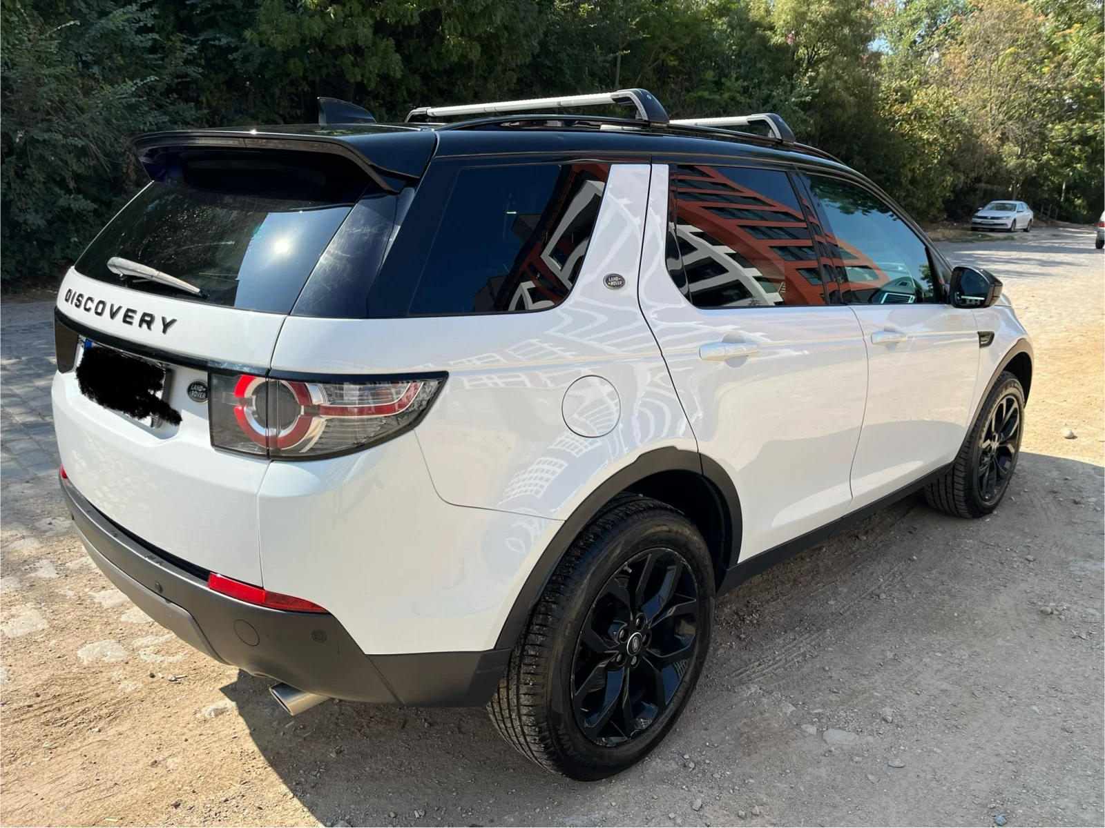 Land Rover Discovery Sport - изображение 3