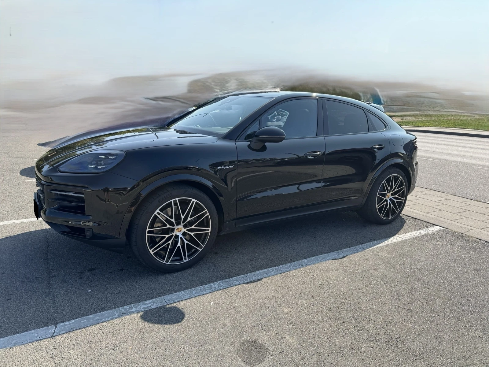 Porsche Cayenne E-HYBRID/ COUPE/ NEW MODEL/ MATRIX/ PANO/LIFT/ 22/ - изображение 2