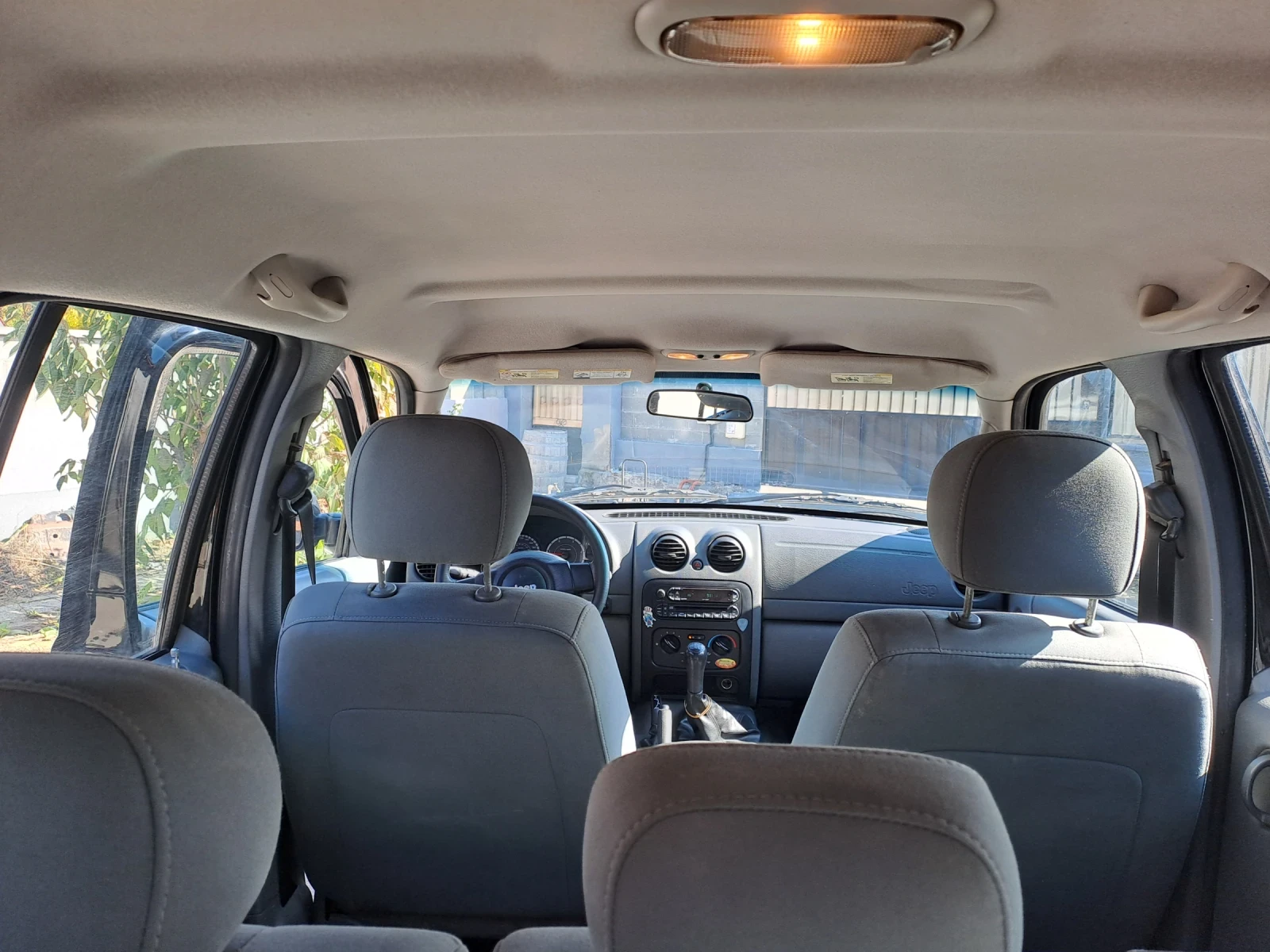 Jeep Cherokee  - изображение 6