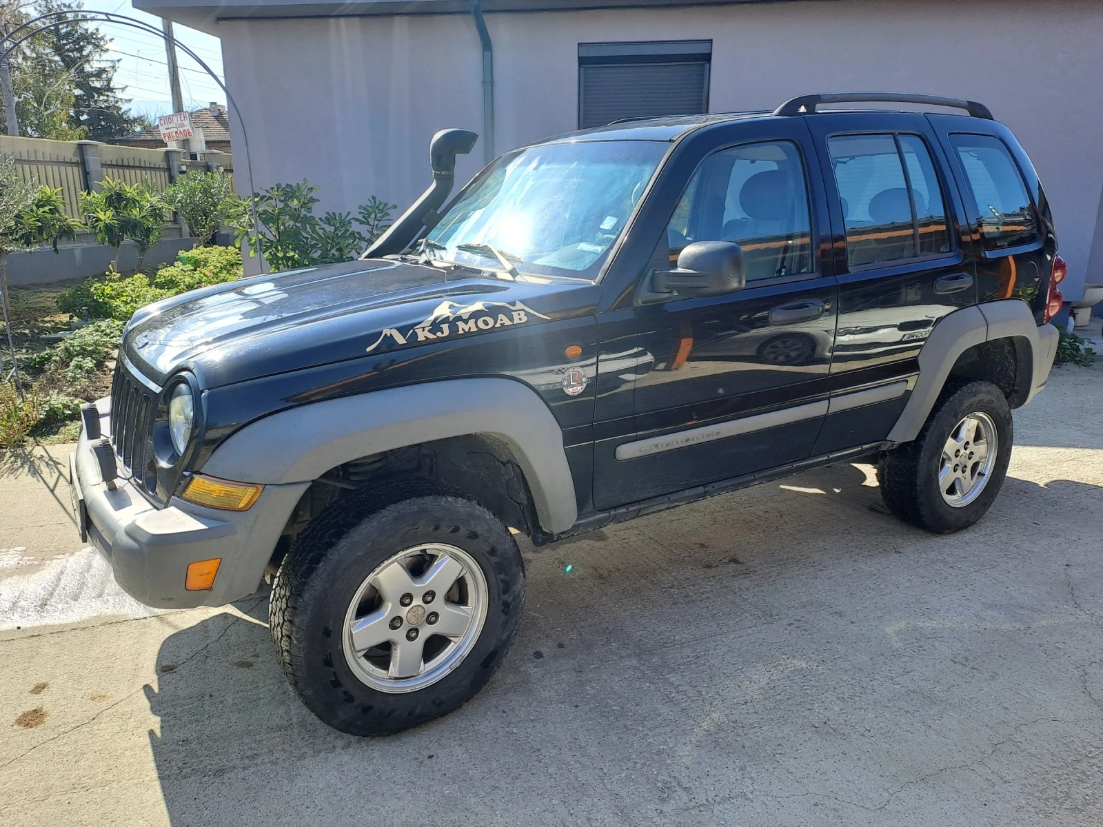 Jeep Cherokee  - изображение 3