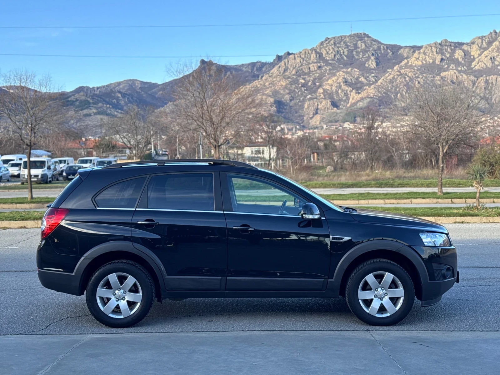 Chevrolet Captiva 2.4i 167кс 6+ 1 * FACE* НАВИ* Камера* ПЕРФЕКТЕН*  - изображение 6