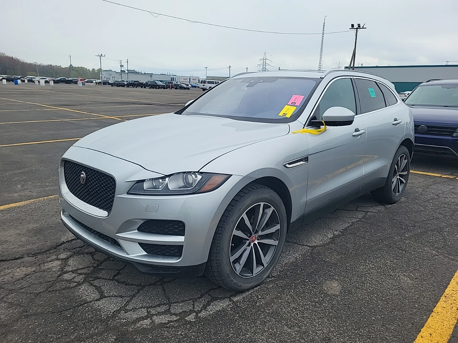 Jaguar F-PACE