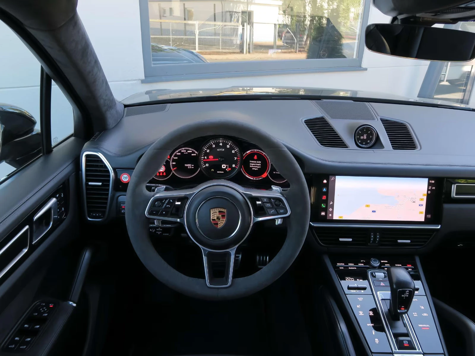 Porsche Cayenne GTS/V8/460HP/MATRIX/PANO/360/ACC/859z, снимка 9 - Автомобили и джипове - 55939040