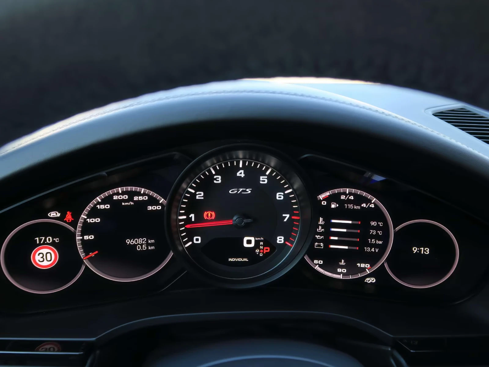 Porsche Cayenne GTS/V8/460HP/MATRIX/PANO/360/ACC/859z, снимка 15 - Автомобили и джипове - 55939040