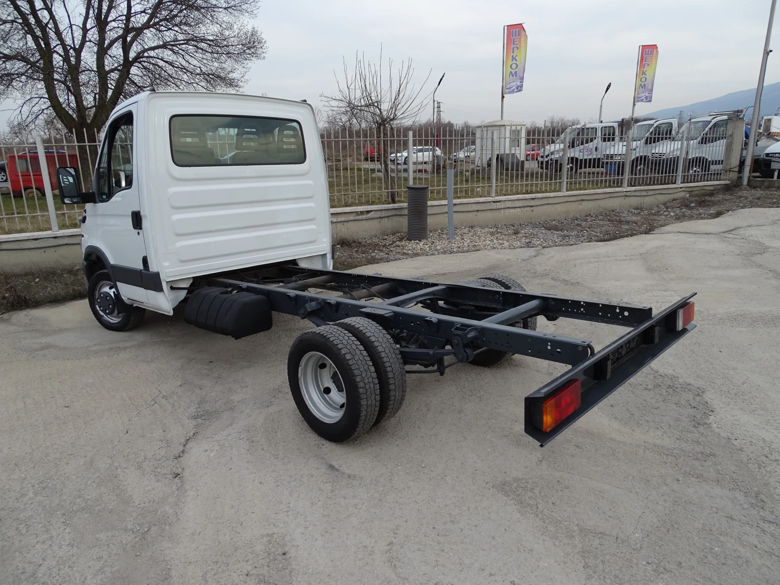 Iveco 35c17 ШАСИ, снимка 4 - Бусове и автобуси - 53710043
