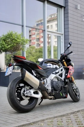 Aprilia Tuono V4 FACTORY 1100 - изображение 3