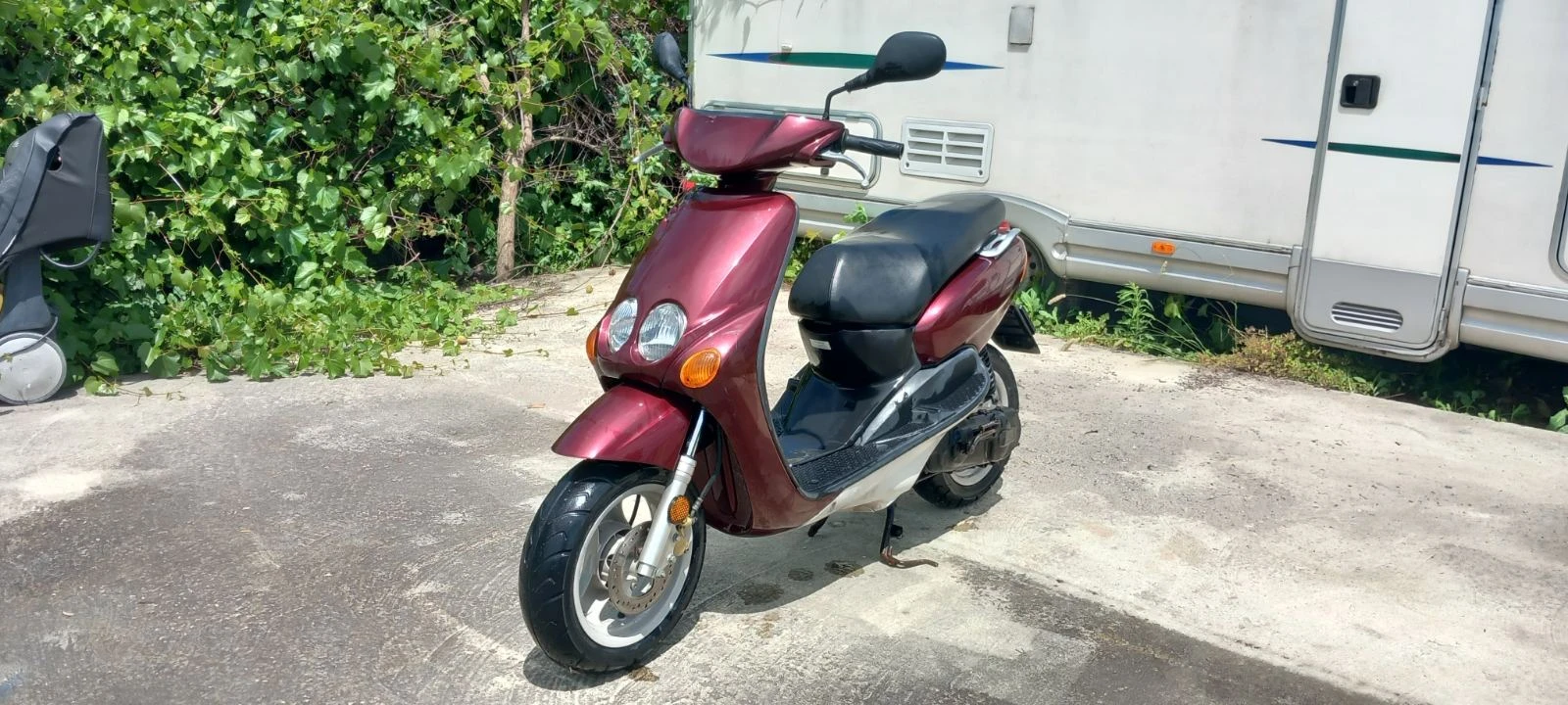 Yamaha Neos 50 см2