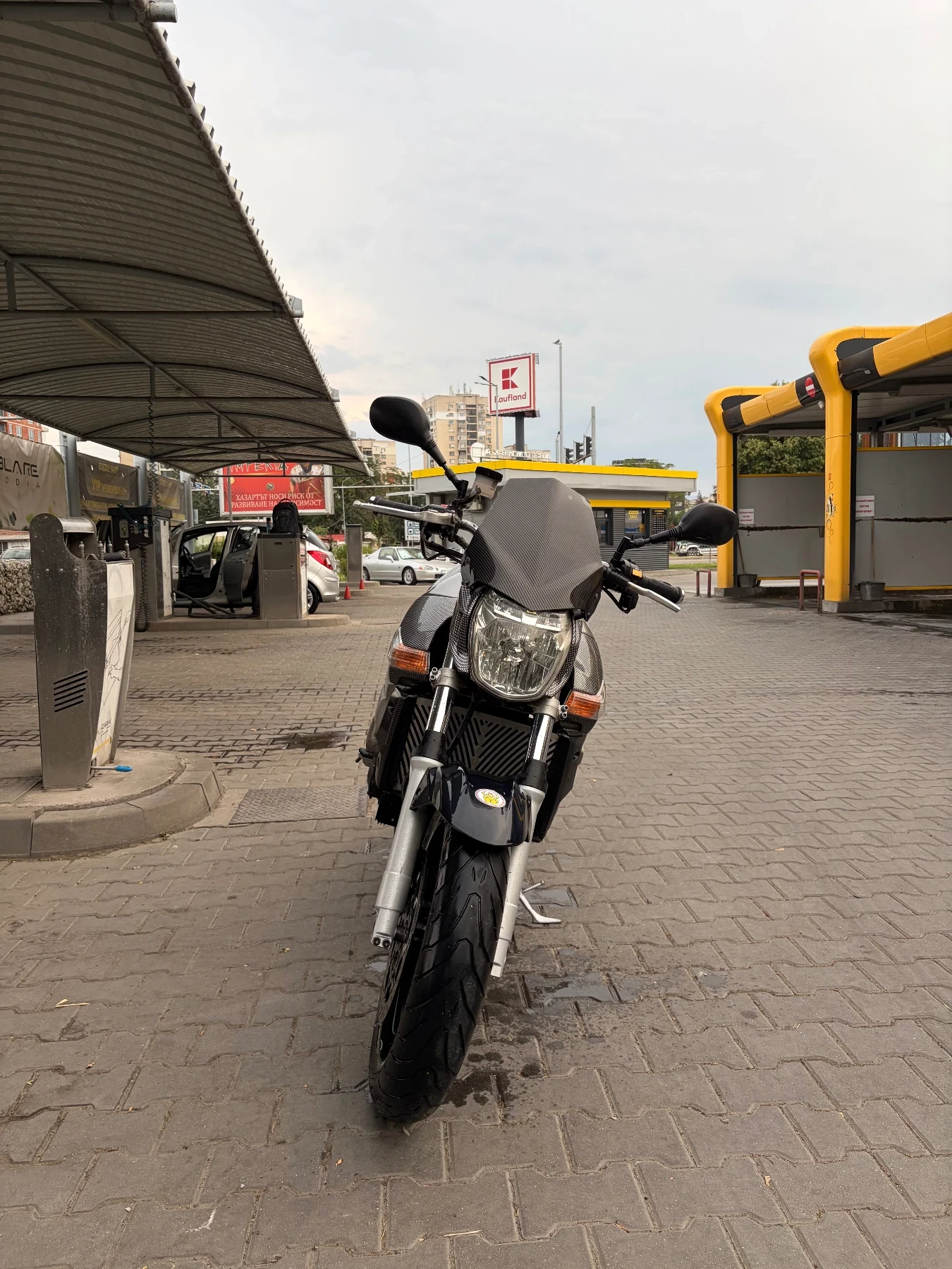 Suzuki Gsr