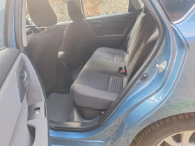 Toyota Auris, снимка 7