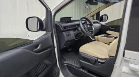 Hyundai Staria Modern* BLIND SPOT* ПОДГРЕВ ВОЛАН* КРАЙНА ЦЕНА, снимка 10