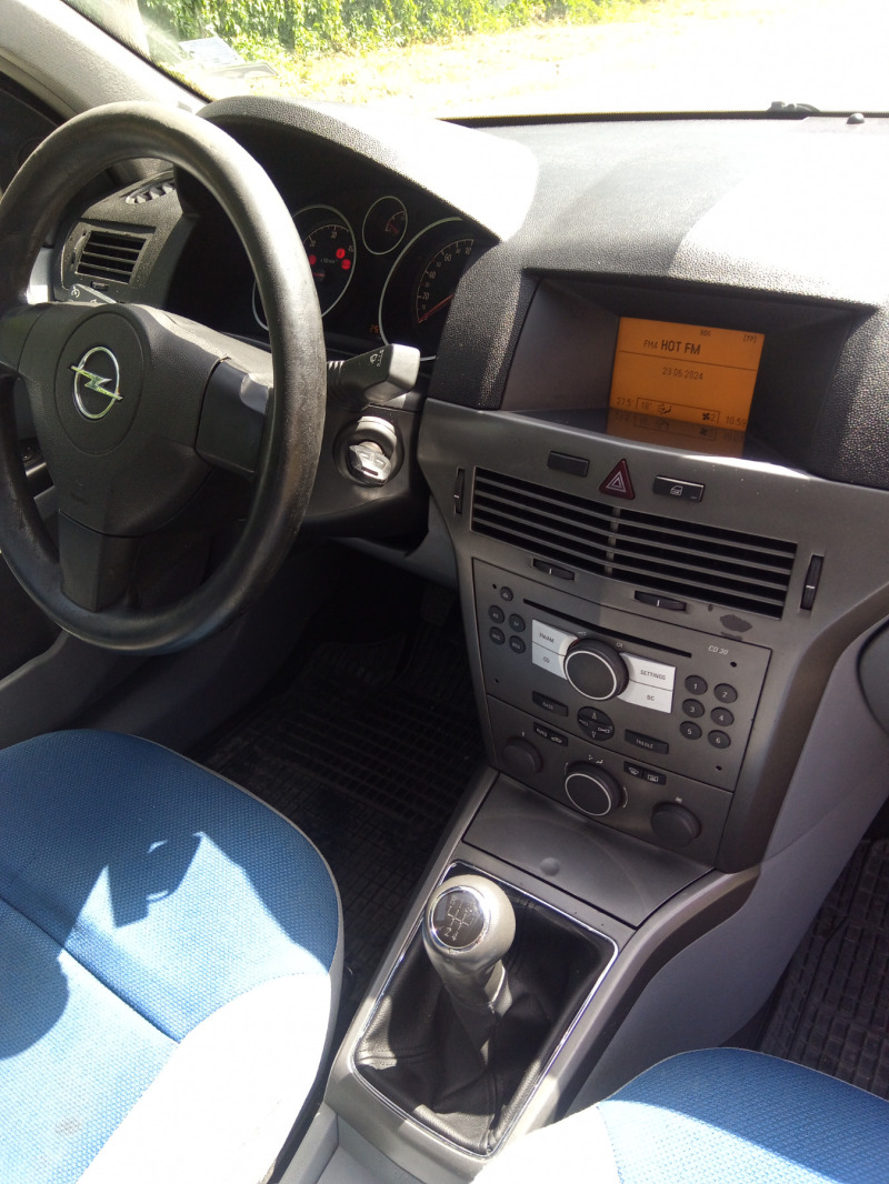 Opel Astra, снимка 5 - Автомобили и джипове - 46330416