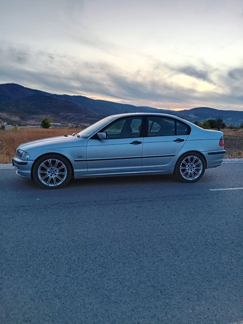 BMW 320 320d, снимка 4 - Автомобили и джипове - 47654941