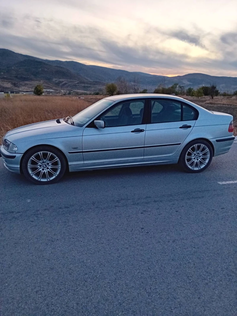 BMW 320 320d, снимка 6 - Автомобили и джипове - 47654941