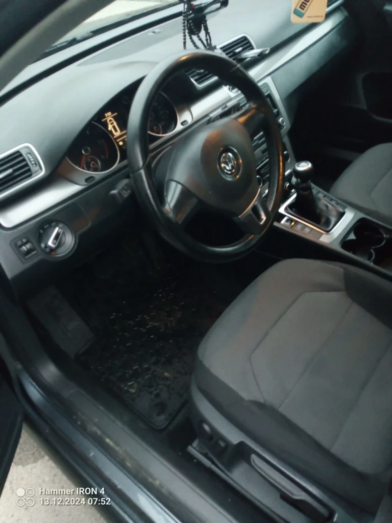 VW Passat 16TDI, снимка 14 - Автомобили и джипове - 48332549